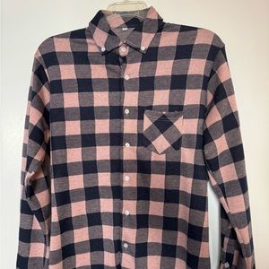 "THE PEARSON" PINK AND NAVY CHECK CASUAL BUTTON DOWN